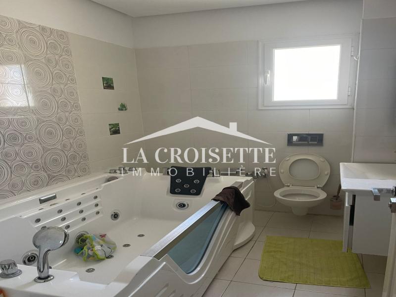 Appartement S+3 à La Soukra